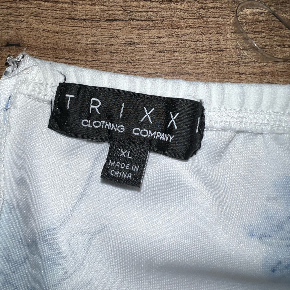 Trixxi Blouse size XL